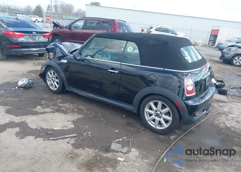2015 Mini Convertible Cooper S z USA, uszkodzony, nr VIN WMWZP3C5XFT299013